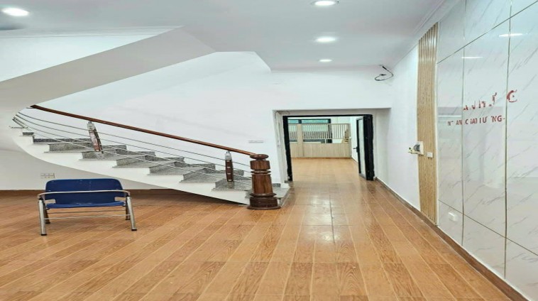 CHO THUÊ NHÀ MẶT PHỐ DƯƠNG VĂN BÉ - HAI BÀ TRƯNG - 63m2 x 4 tầng - 35tr